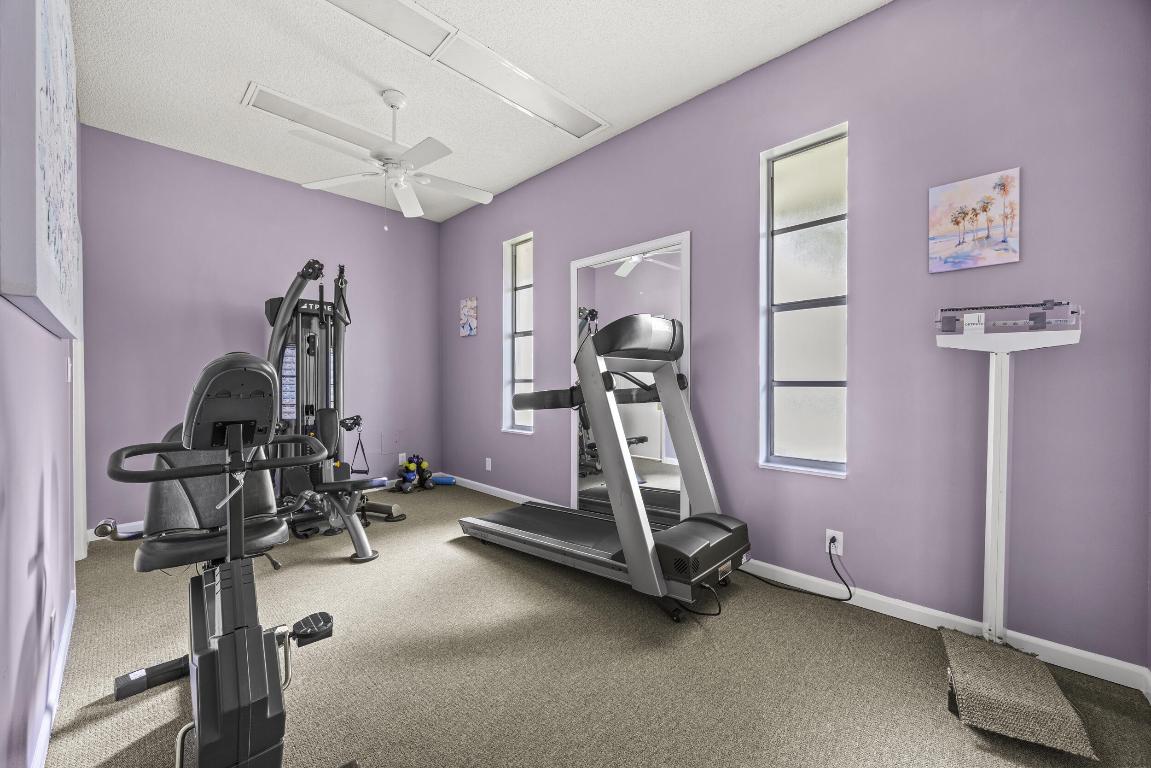 VILLAGE GREEN KENSINGTON CONDO - Residential