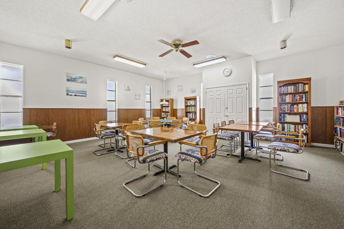 VILLAGE GREEN KENSINGTON CONDO - Residential