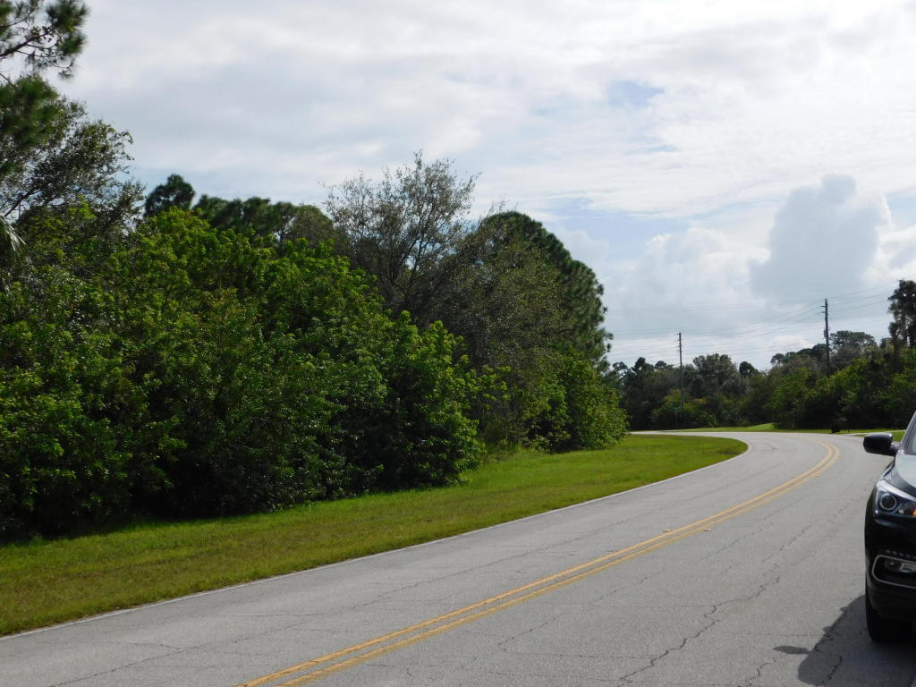 34953, Closest to Tradition off Crosstown, or Gatl - Land