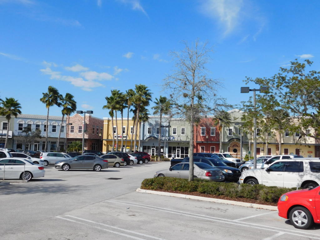 34953, Closest to Tradition off Crosstown, or Gatl - Land