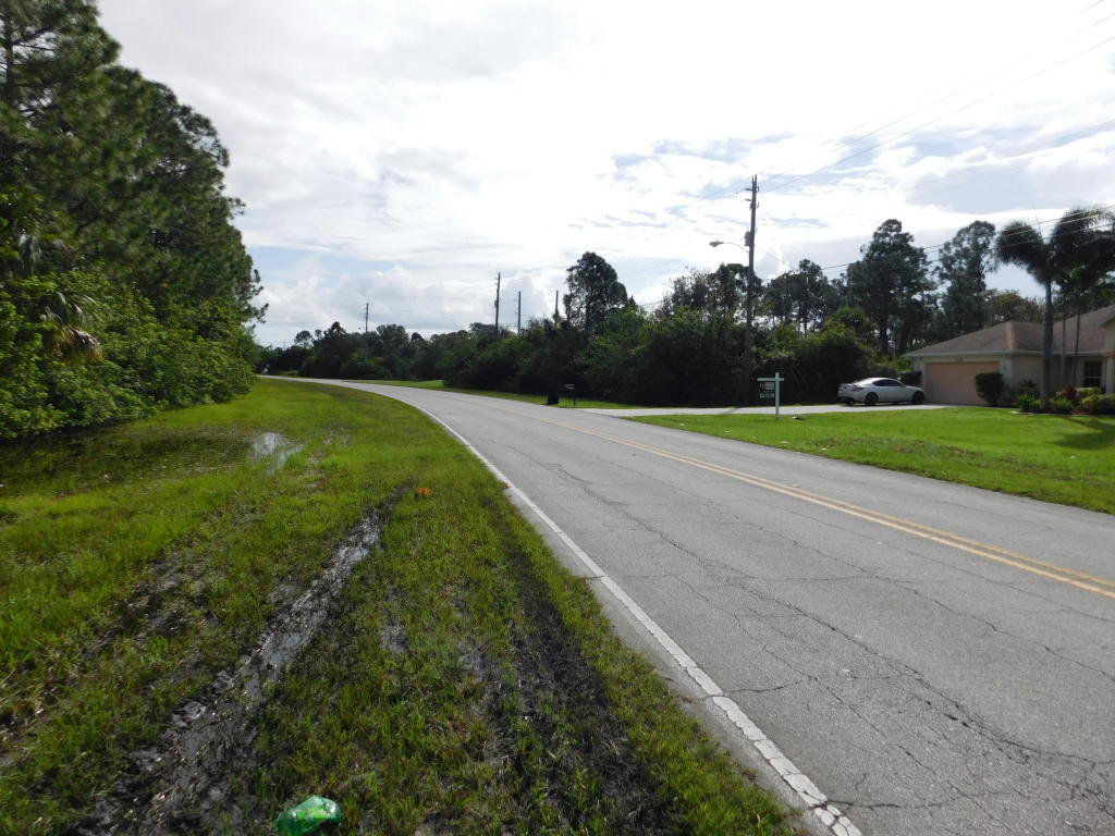 34953, Closest to Tradition off Crosstown, or Gatl - Land