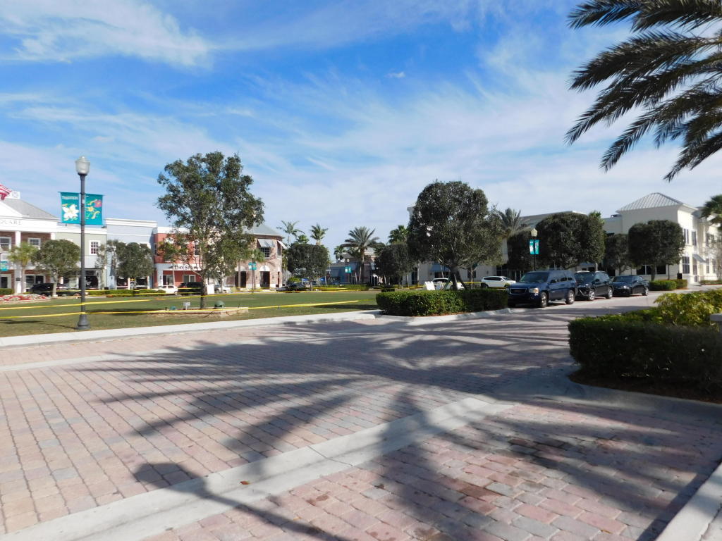 34953, Closest to Tradition off Crosstown, or Gatl - Land