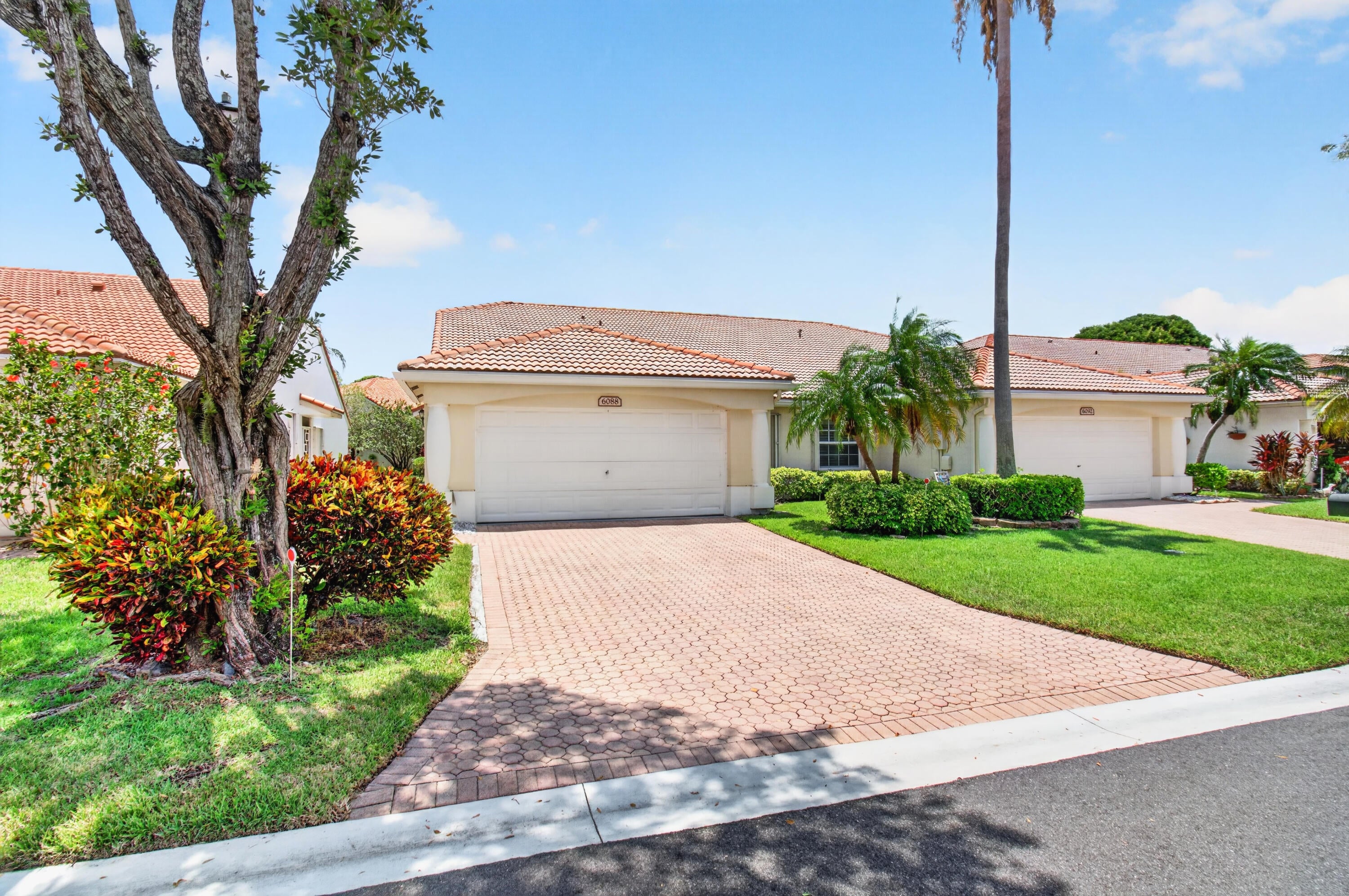 6088 Caladium Road