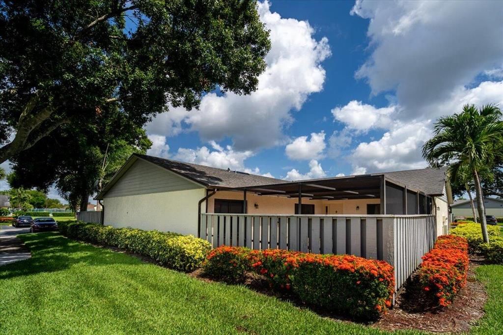 Photo of 1305 Peppertree Trail #D, Fort Pierce, FL 34950 (MLS # R10828086)