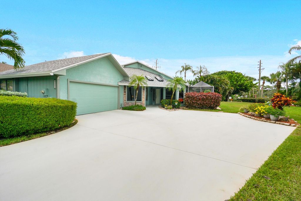 Photo of 6311 SE Ames Way, Hobe Sound, FL 33455 (MLS # R10903690)