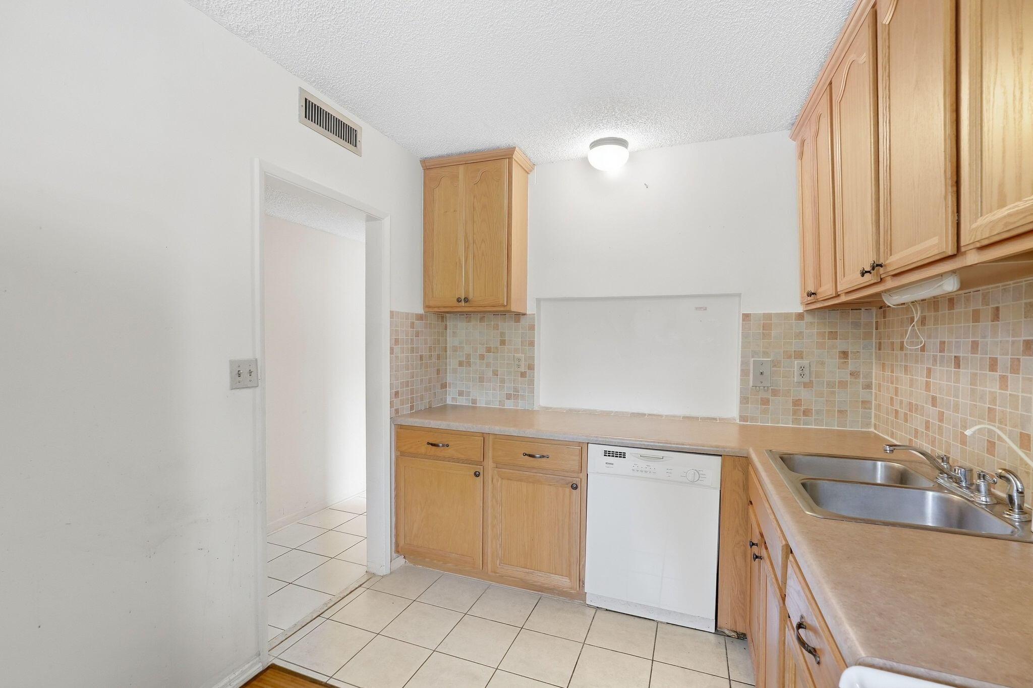 8425 Forest Hills Drive 205