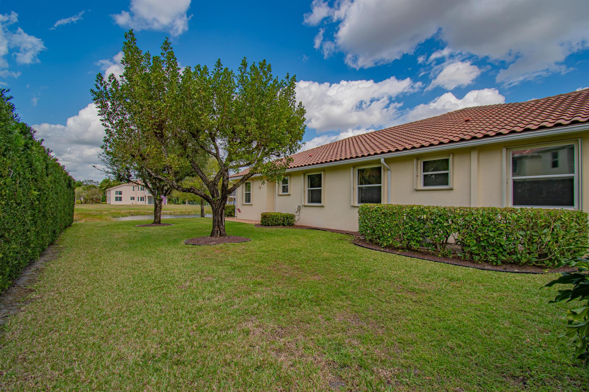 ISLES AT WELLINGTON 8 - Residential