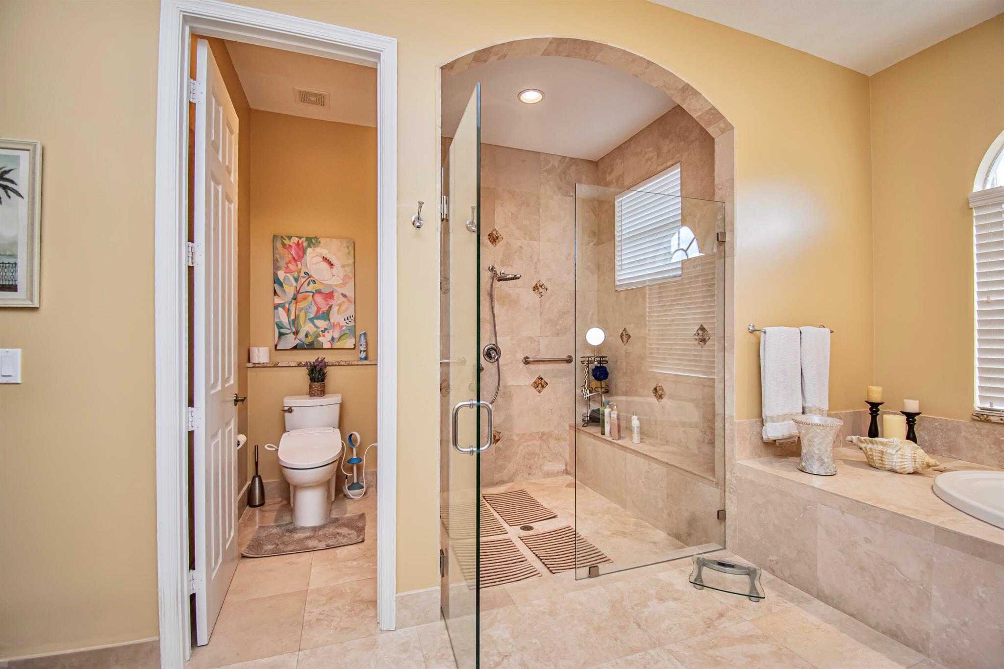 ISLES AT WELLINGTON 8 - Residential