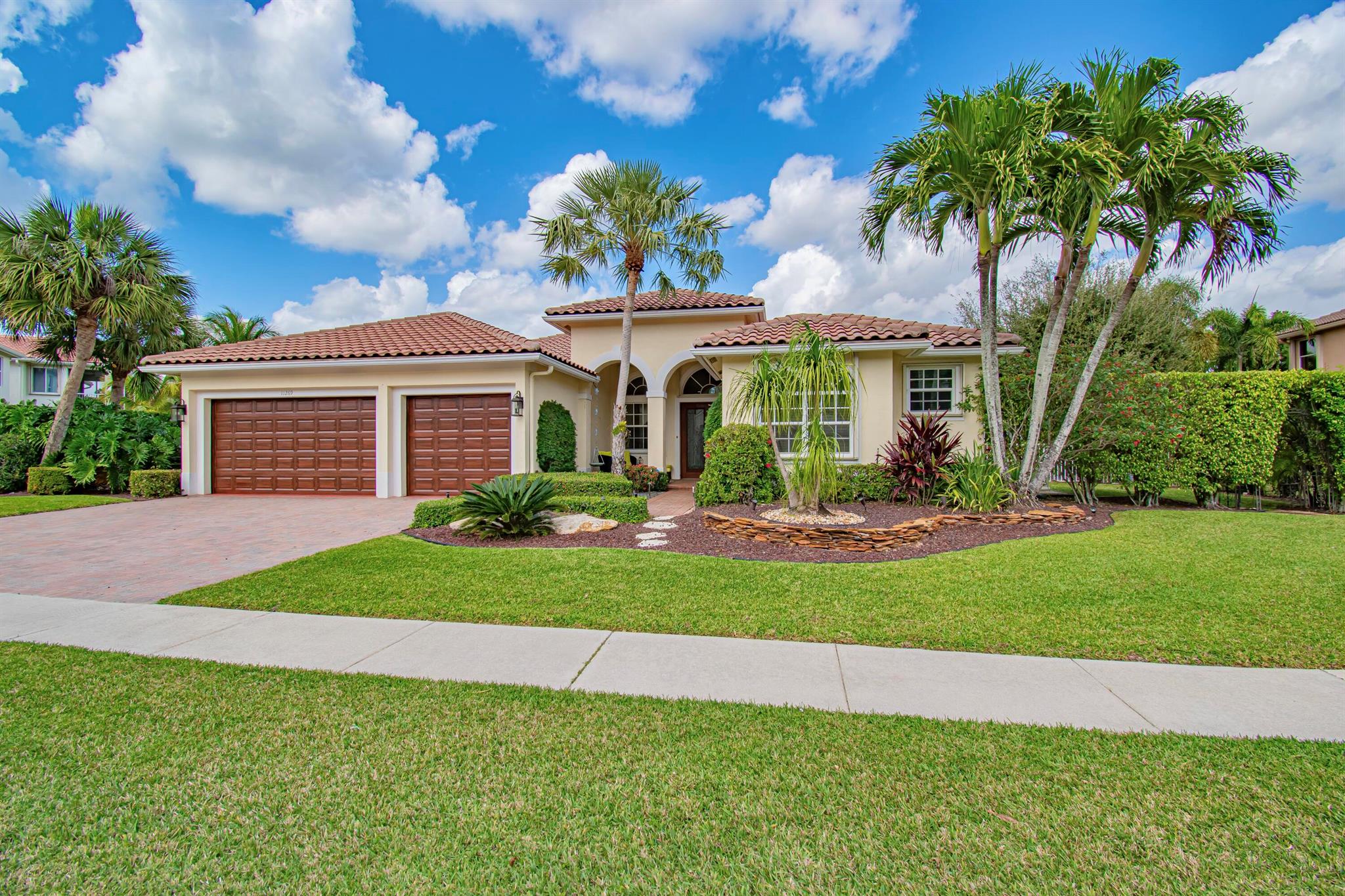 11269 Mainsail Court