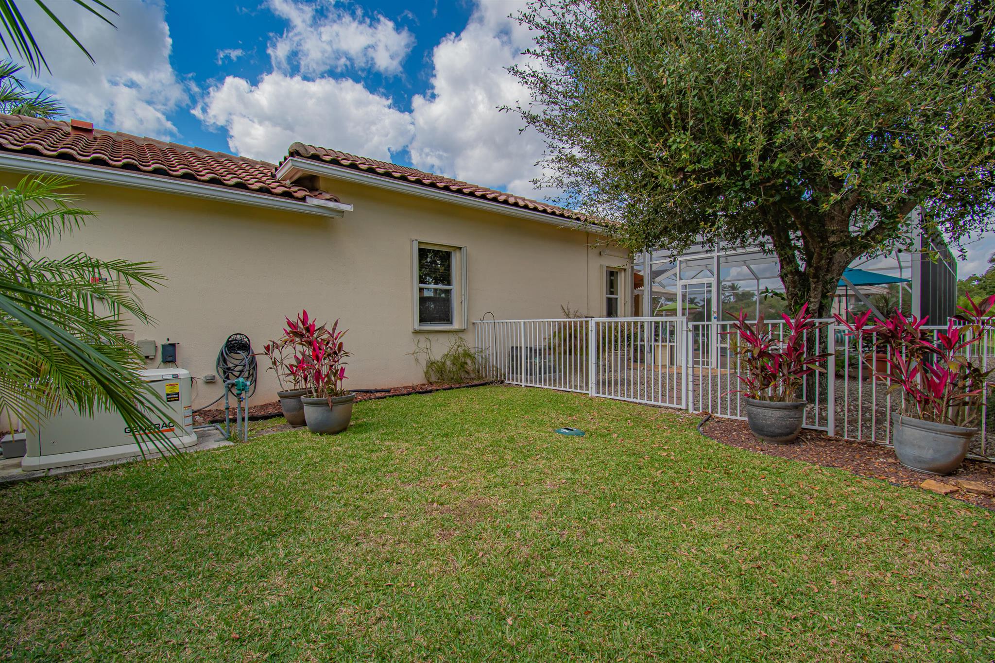 ISLES AT WELLINGTON 8 - Residential