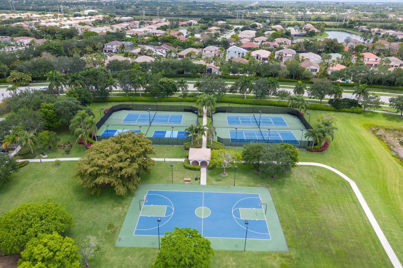 ISLES AT WELLINGTON 8 - Residential