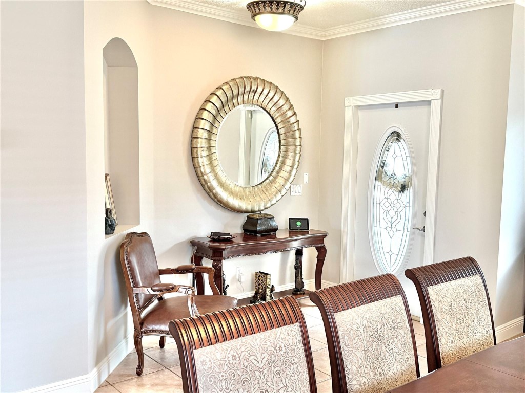 MONARCH LAKES - Residential