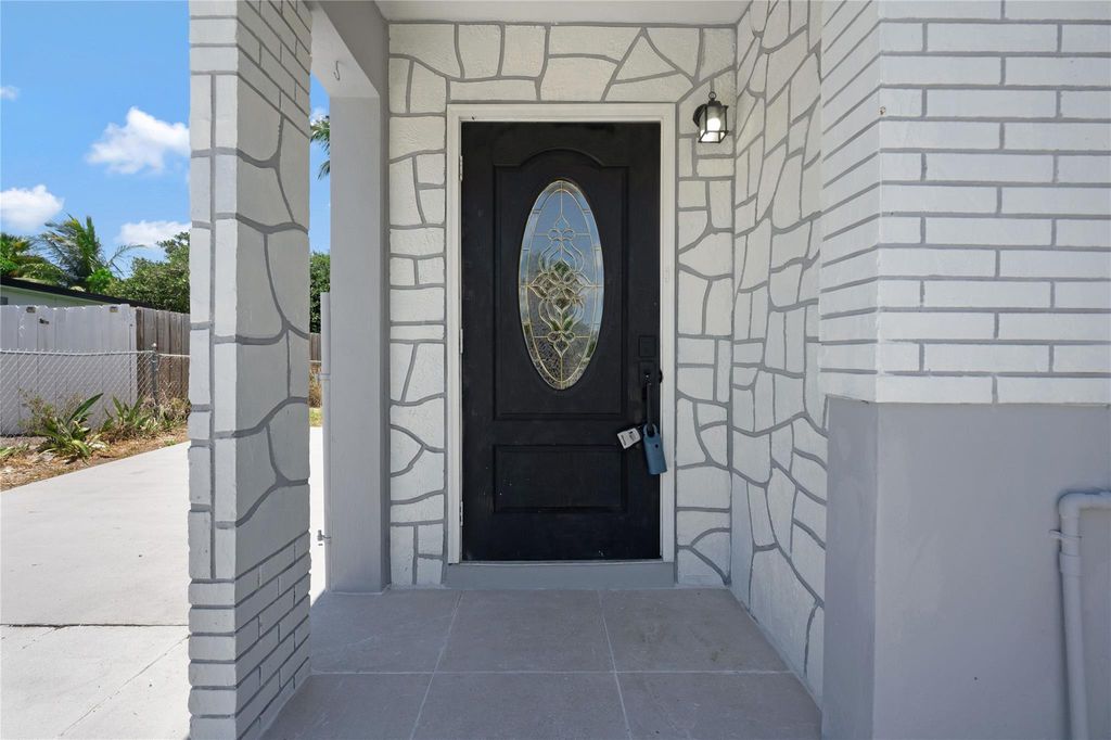 Photo of 1314 H Street, Lake Worth Beach, FL 33460 (MLS # F10451823)