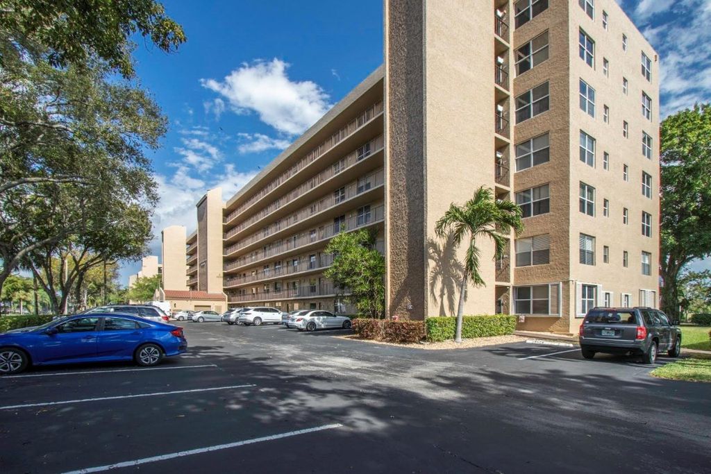 Photo of 4550 NW 18th Avenue #104, Deerfield Beach, FL 33064 (MLS # F10544737)