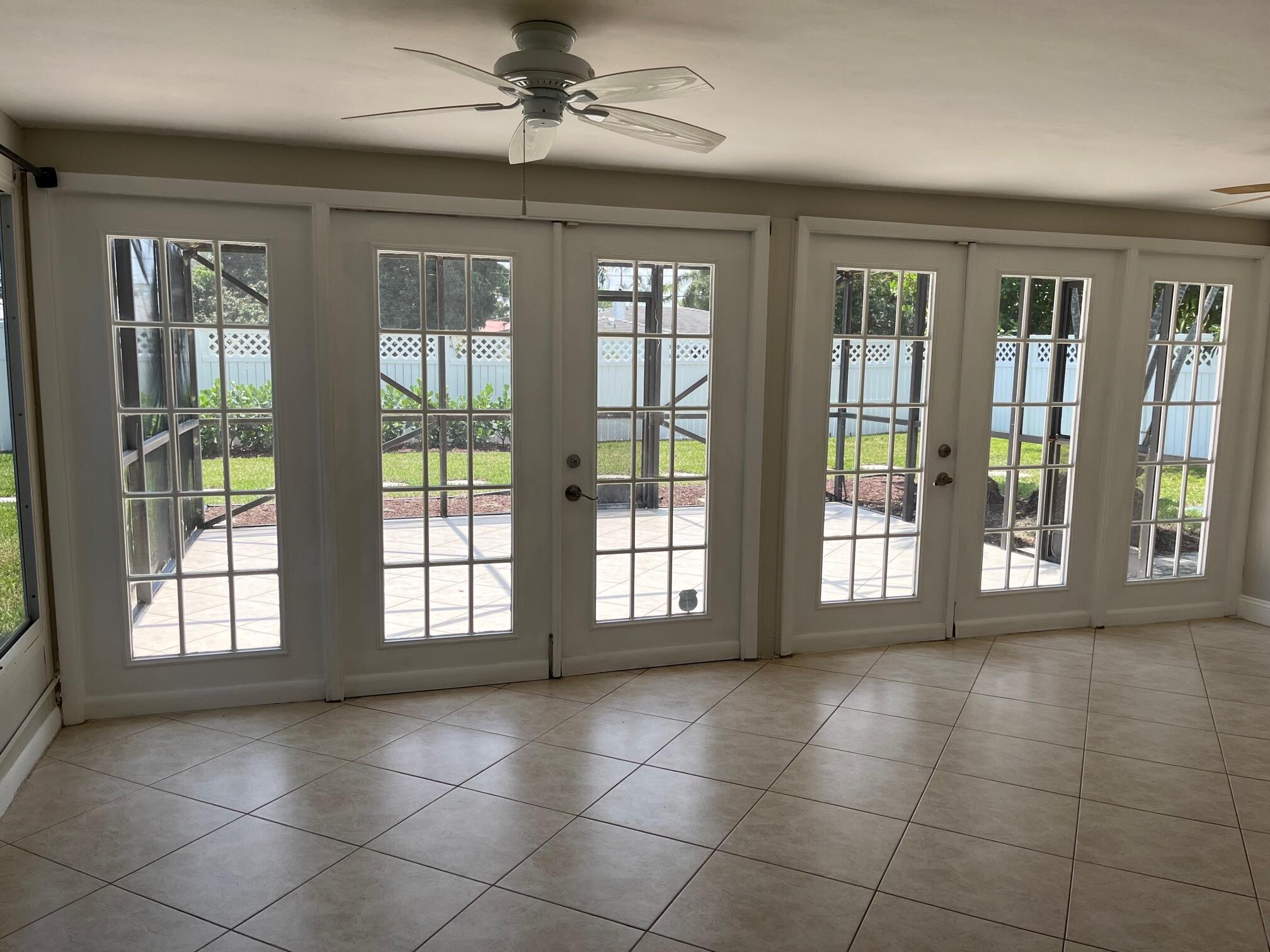 BOCA RATON SQUARE UNIT 4 - Residential