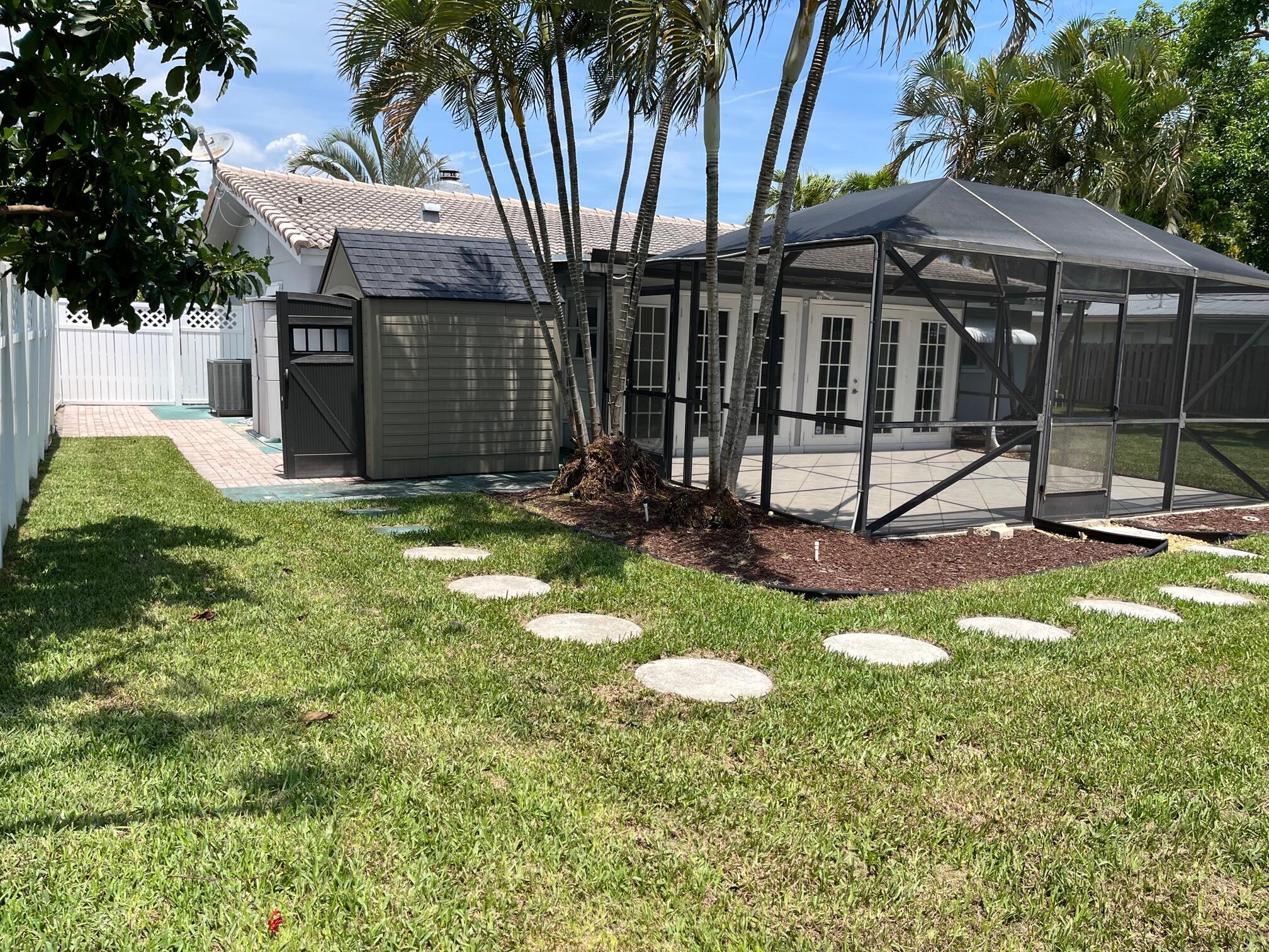 BOCA RATON SQUARE UNIT 4 - Residential