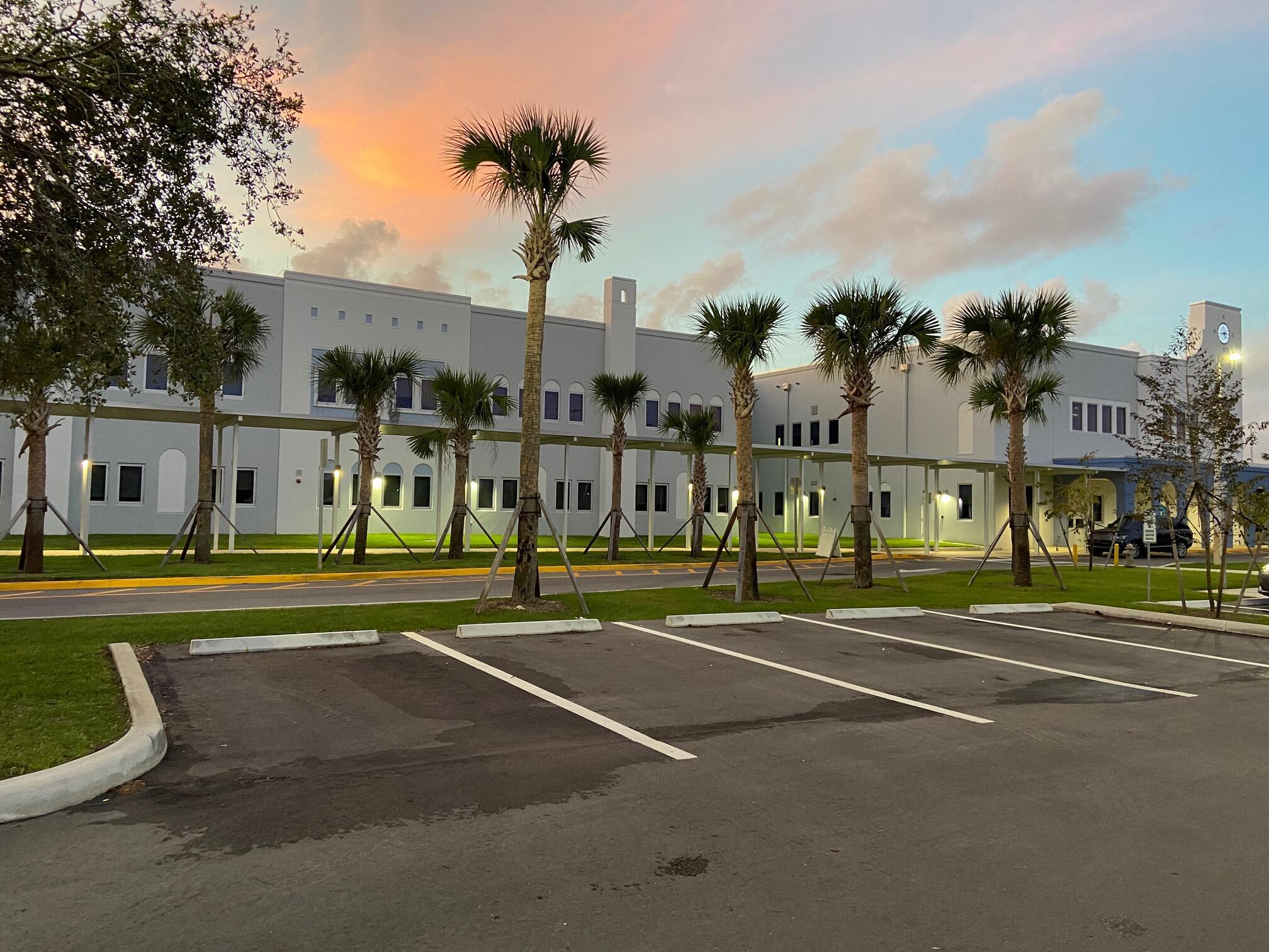 BOCA RATON SQUARE UNIT 4 - Residential