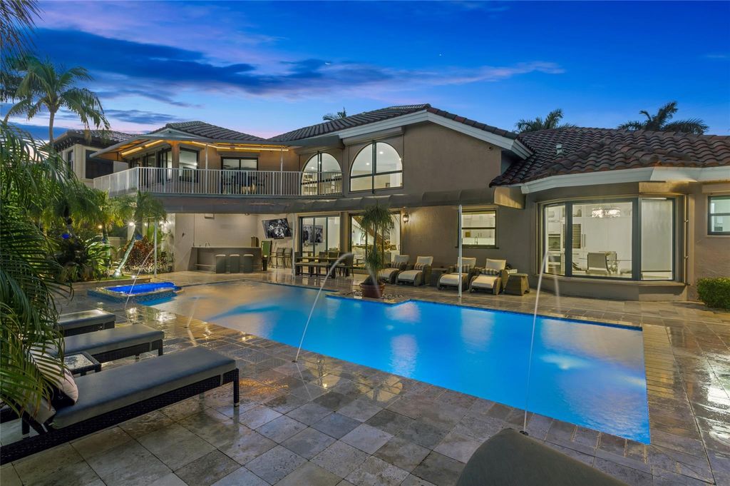 Photo of 2325 NE 28th St, Lighthouse Point, FL 33064 (MLS # F10533138)