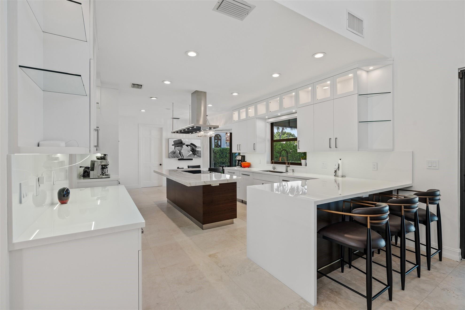 LIGHTHOUSE POINT 3RD SEC - Residential