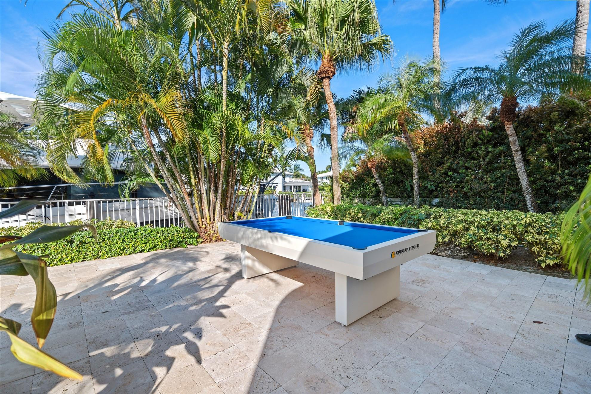 LIGHTHOUSE POINT 3RD SEC - Residential