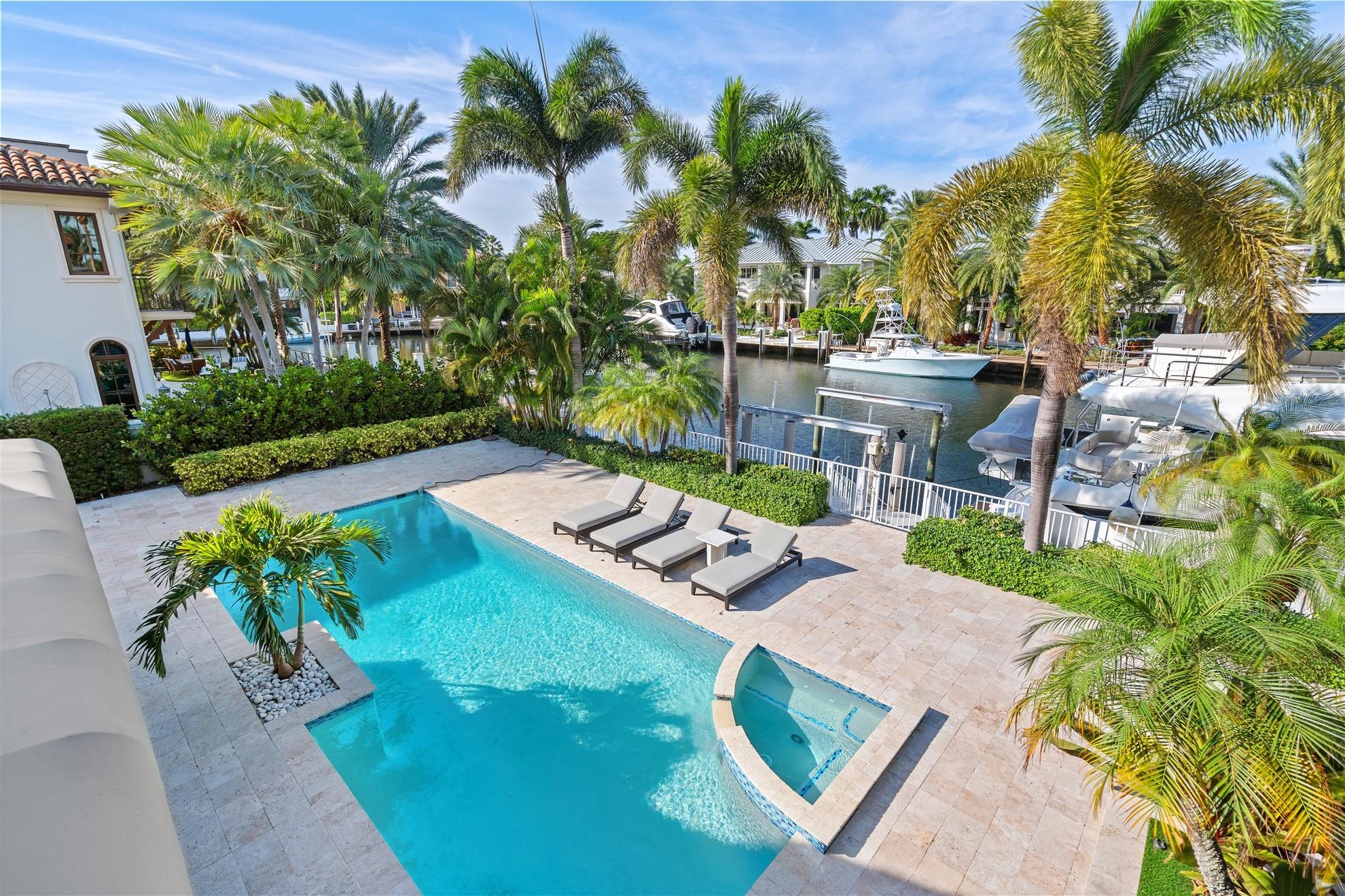 LIGHTHOUSE POINT 3RD SEC - Residential