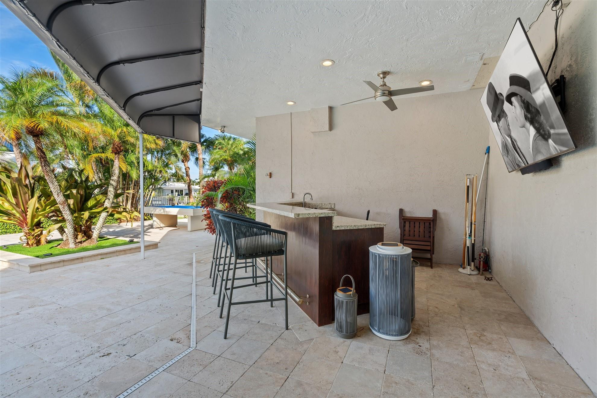 LIGHTHOUSE POINT 3RD SEC - Residential