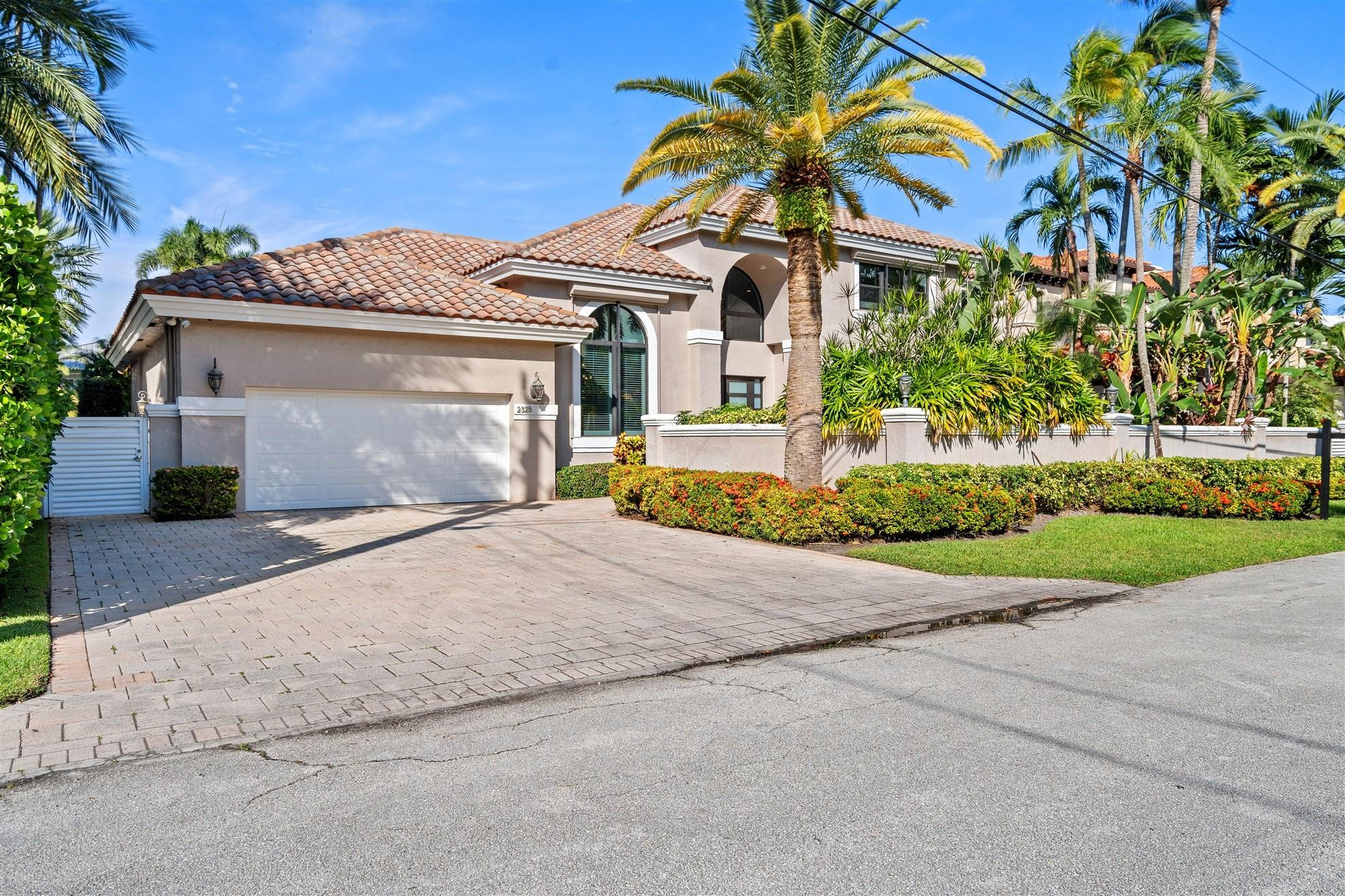 LIGHTHOUSE POINT 3RD SEC - Residential