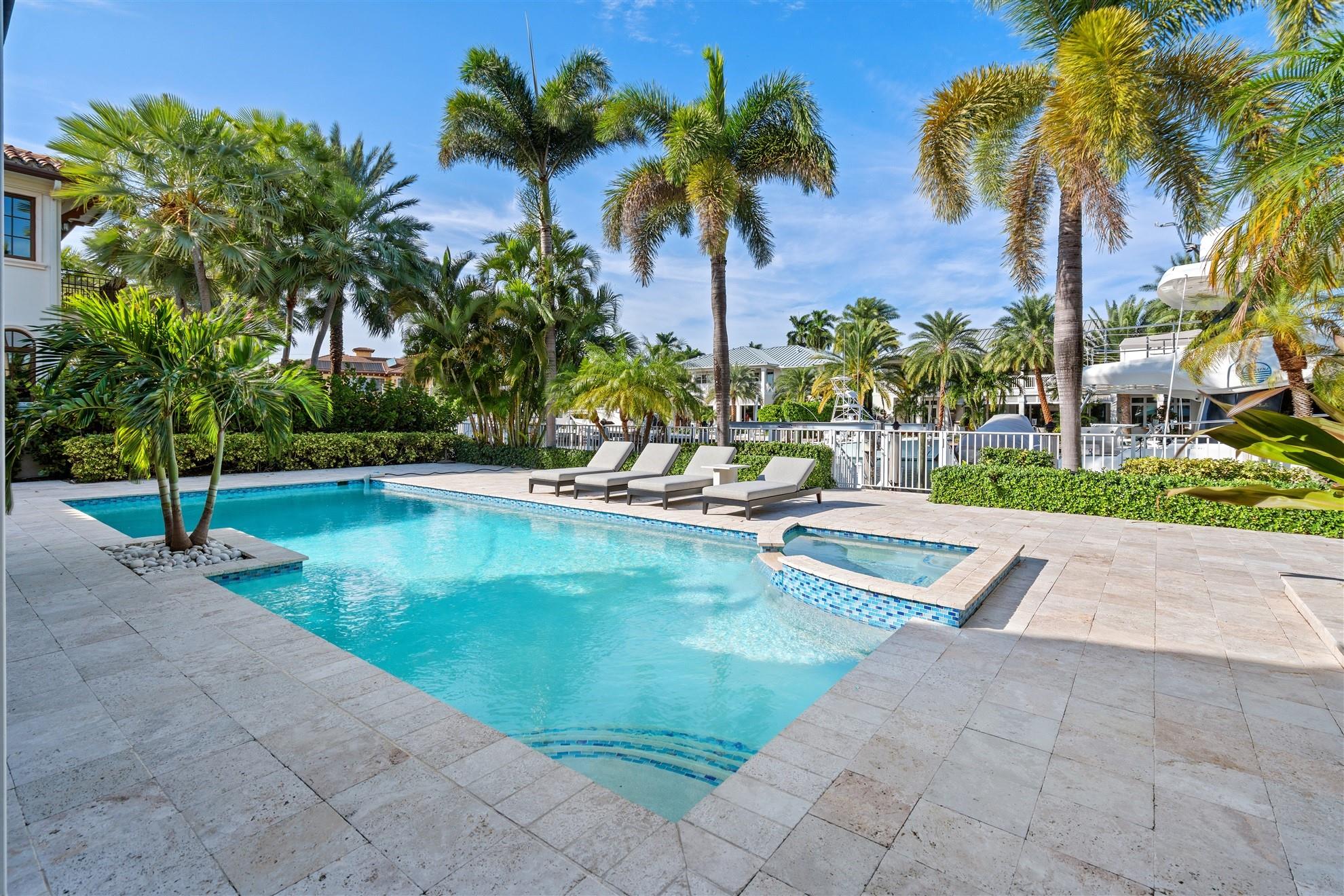 LIGHTHOUSE POINT 3RD SEC - Residential