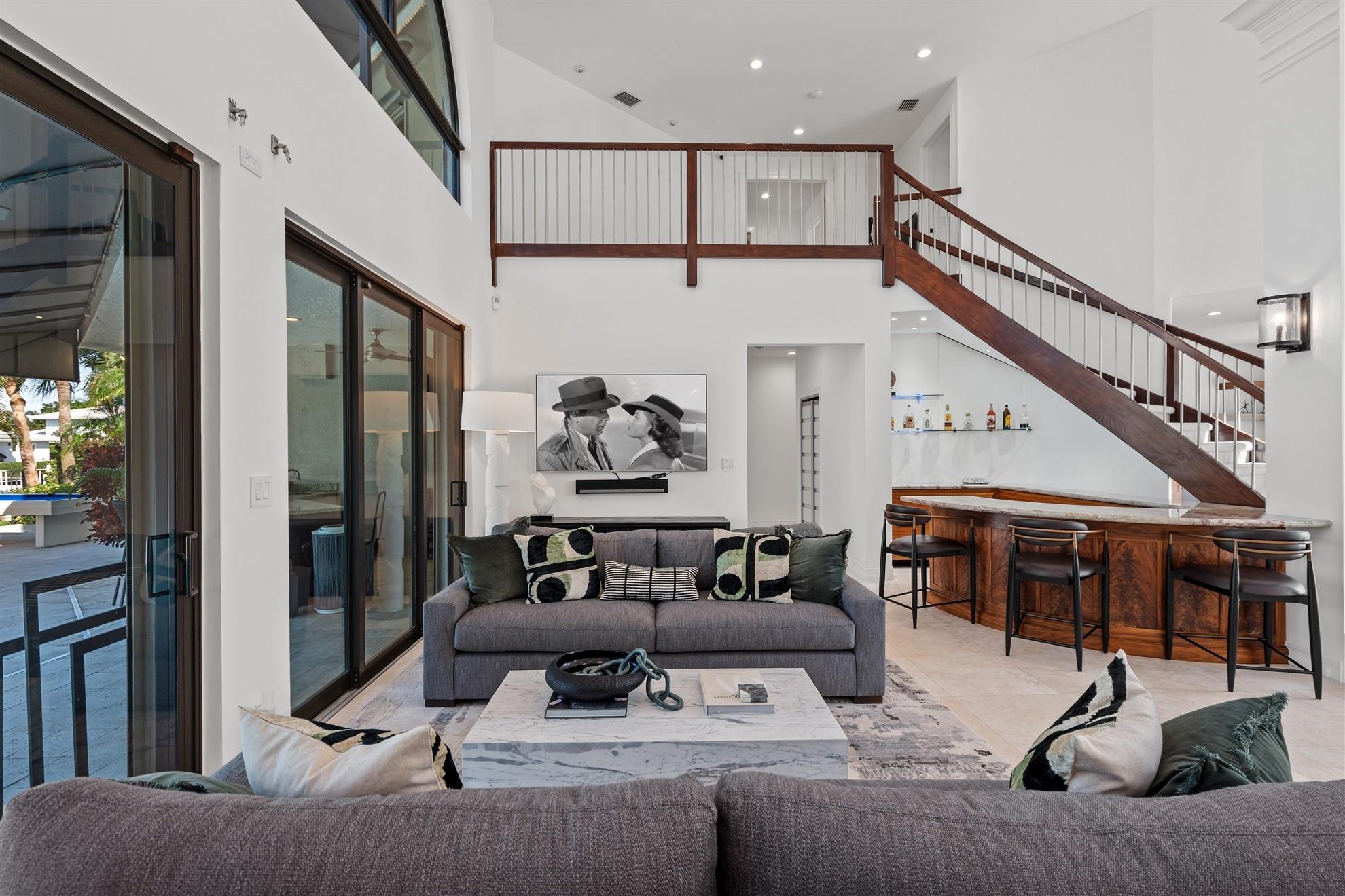 LIGHTHOUSE POINT 3RD SEC - Residential