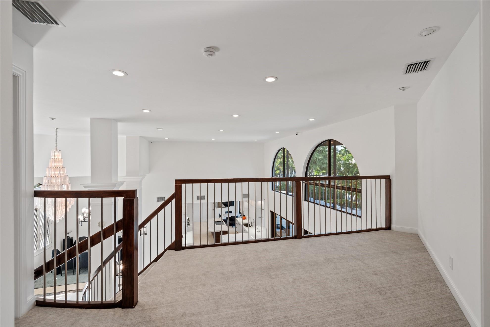 LIGHTHOUSE POINT 3RD SEC - Residential