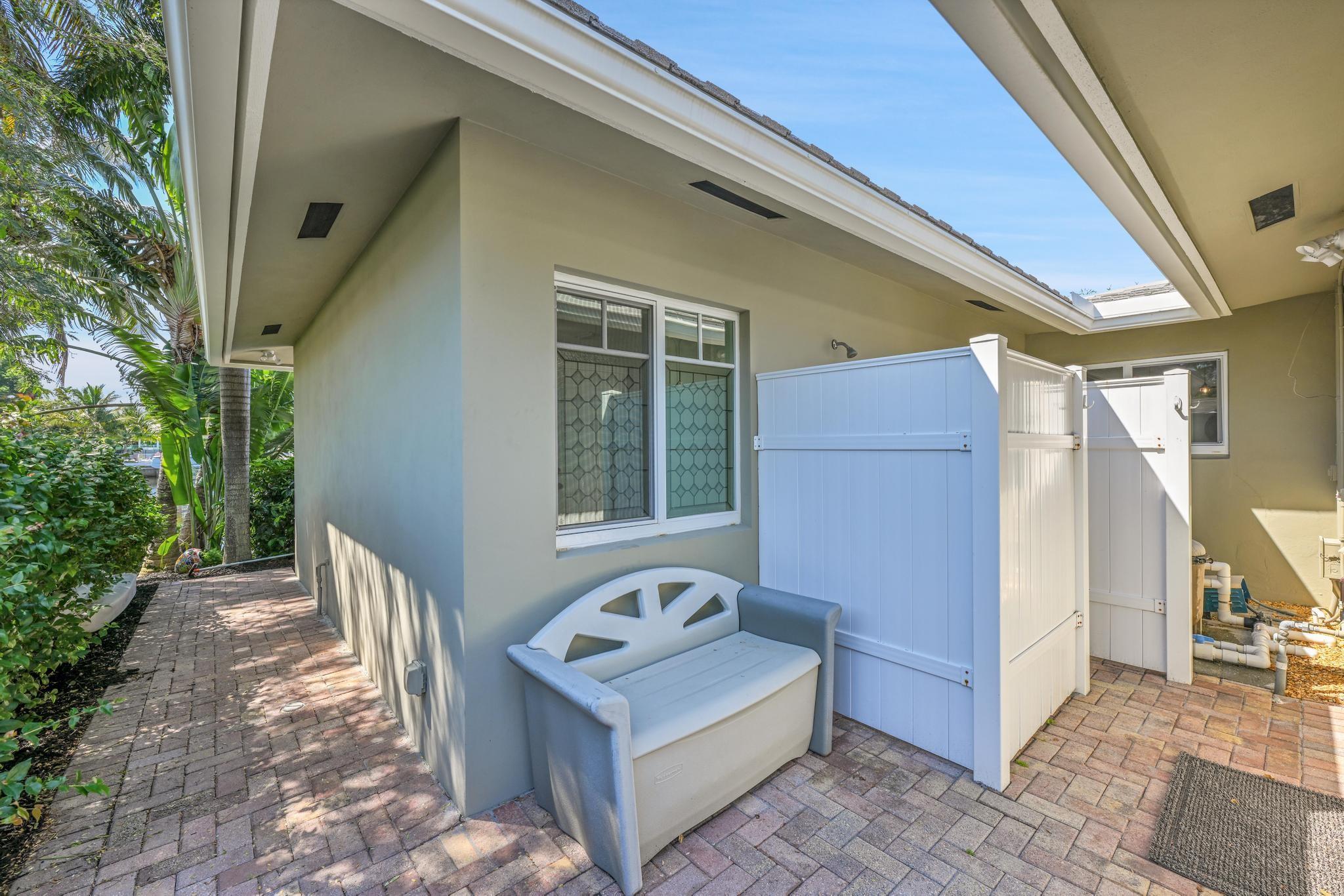 NORTH BAL HARBOUR - Residential