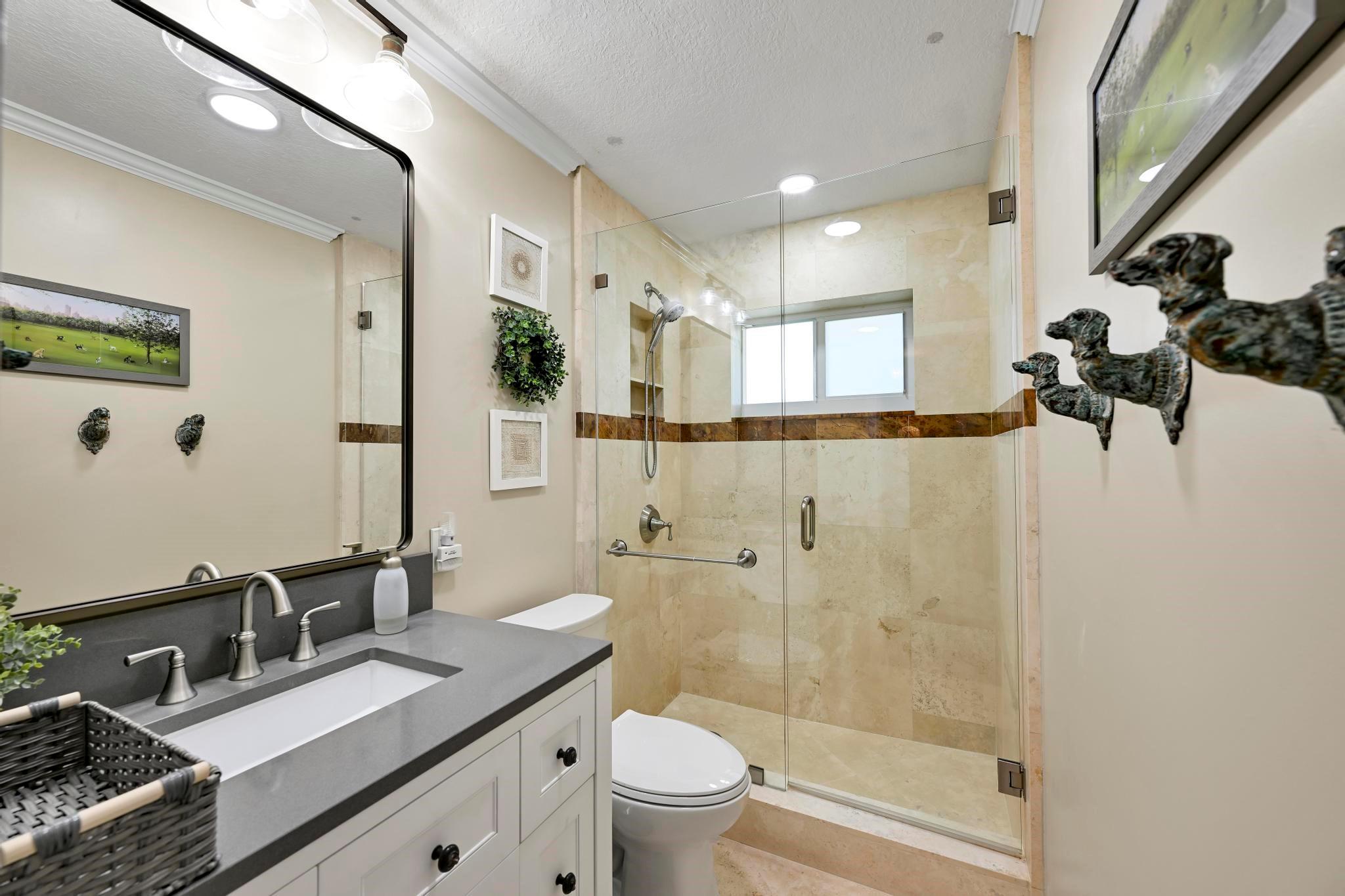 NORTH BAL HARBOUR - Residential