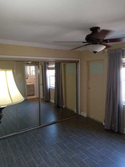 A home in Oakland Park