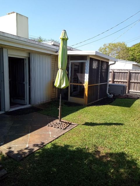 A home in Oakland Park