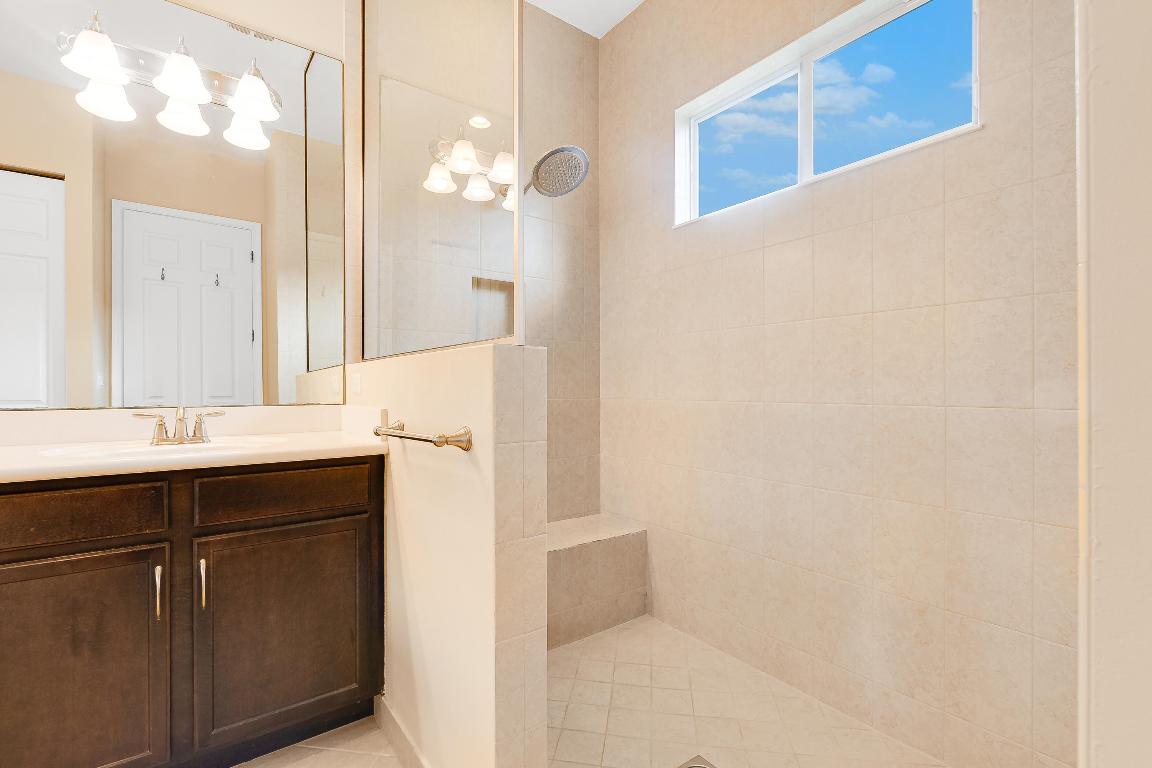 PORTOSOL REPL NO 2 - Residential Lease