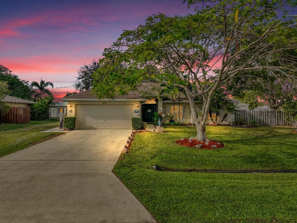 Photo of 579 SE Marydale Terrace, Port Saint Lucie, FL 34983 (MLS # R11145908)