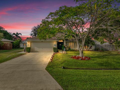 Photo of 579 SE Marydale Terrace, Port Saint Lucie, FL 34983 (MLS # R11145908)