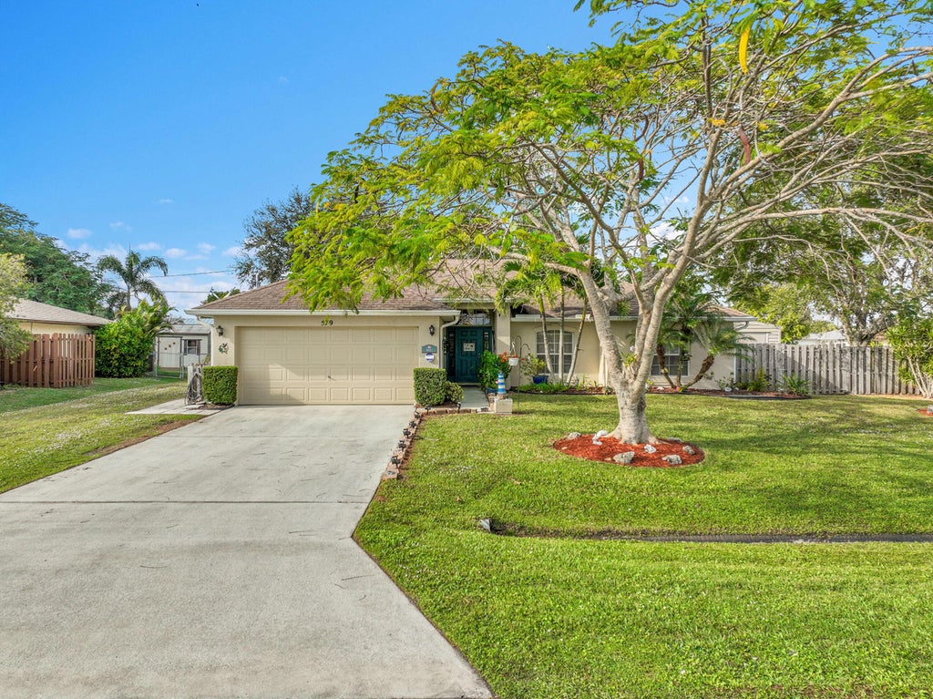 Photo of 579 SE Marydale Terrace, Port Saint Lucie, FL 34983 (MLS # R11145908)