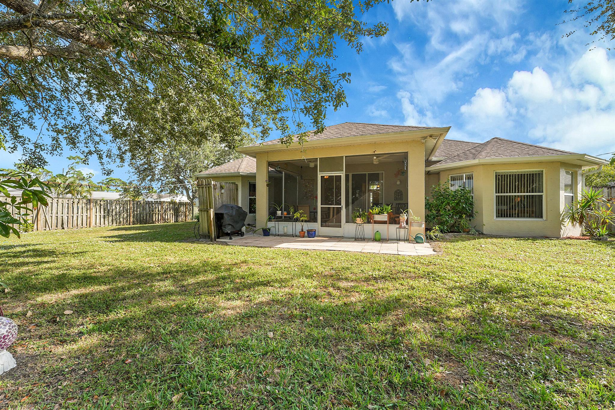 PORT ST LUCIE SECTION 6 - Residential