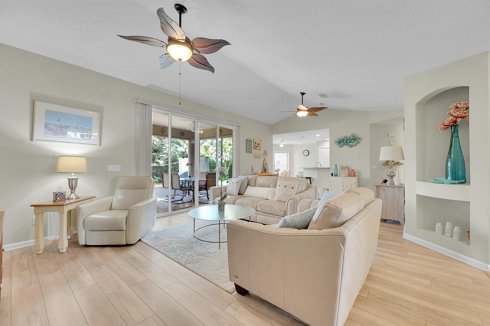 PORT ST LUCIE SECTION 6 - Residential