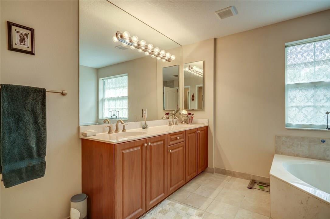 Colony Lake - Residential