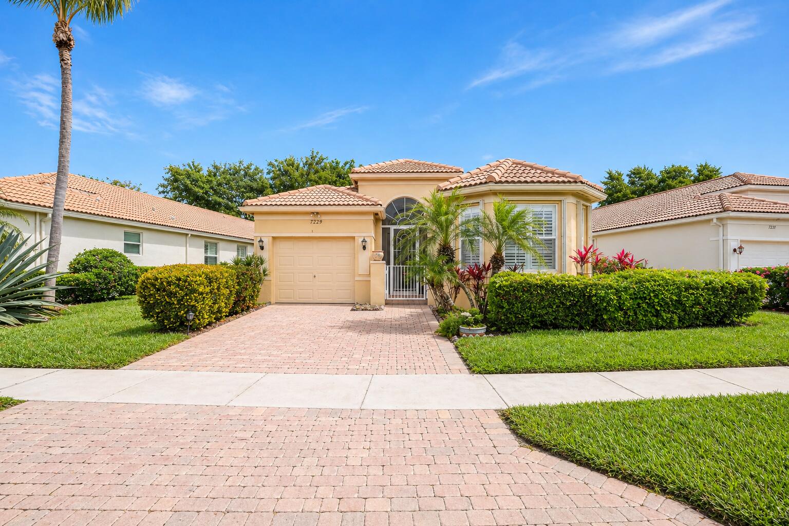 7229 Cataluna Circle