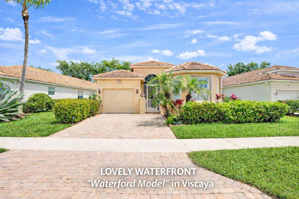 Photo of 7229 Cataluna Circle, Delray Beach, FL 33446 (MLS # B26011862)