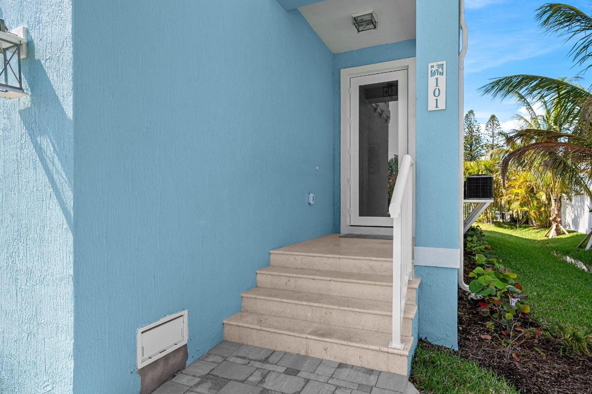 Coral Sands - Residential