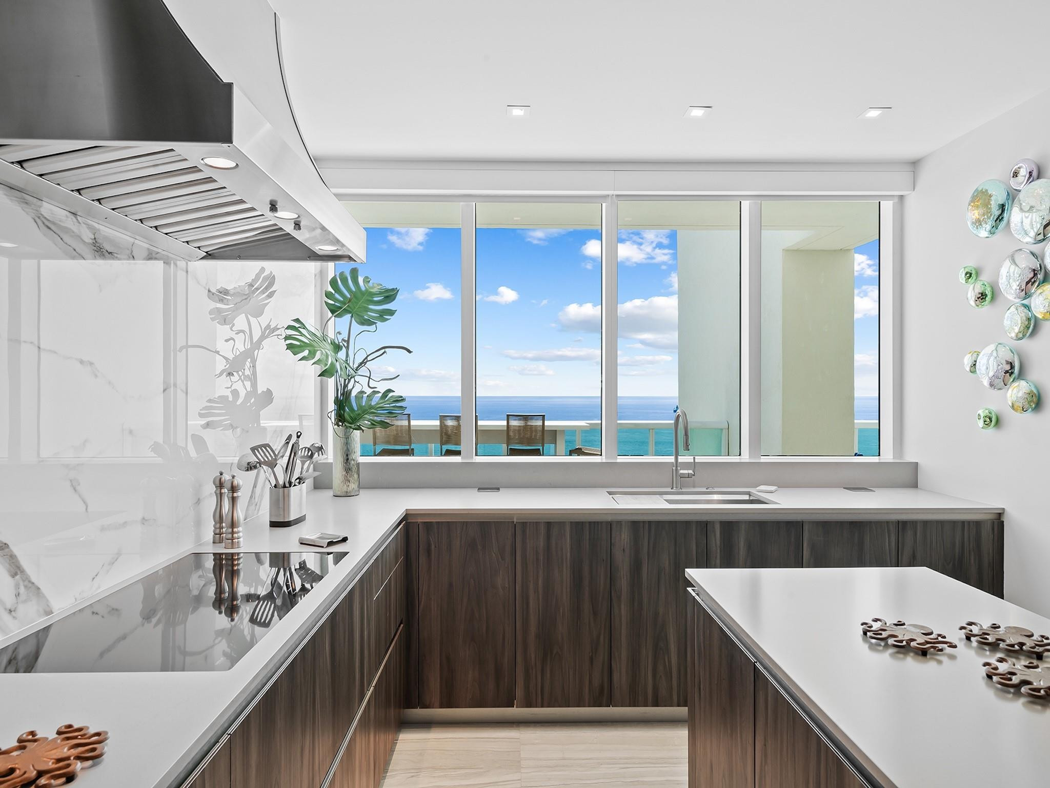 Las Olas Beach Club Condo - Residential