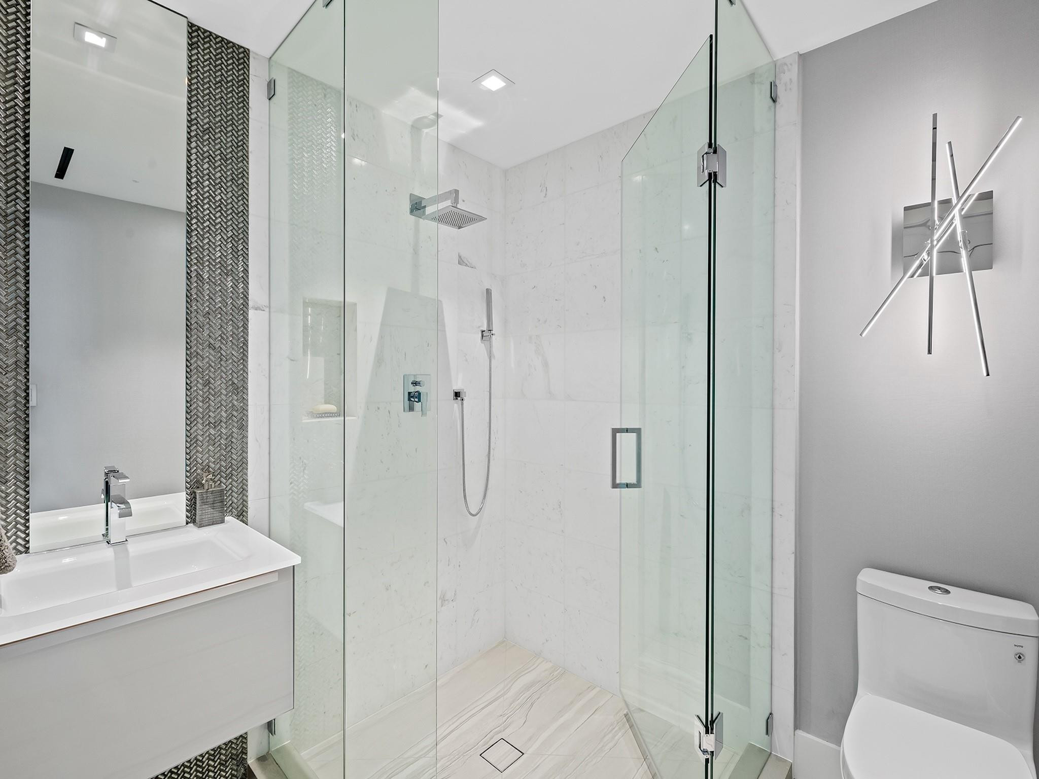 Las Olas Beach Club Condo - Residential