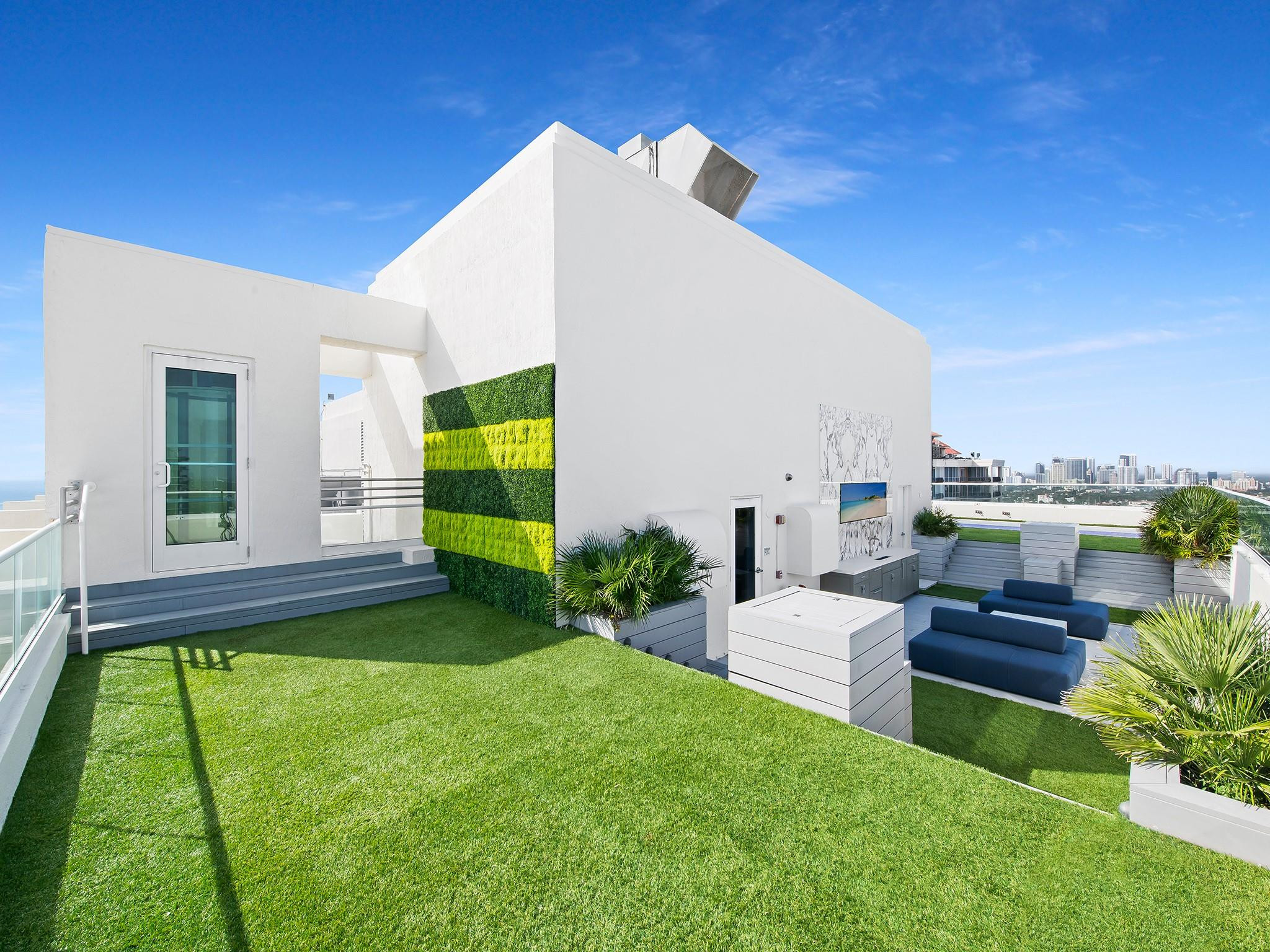 Las Olas Beach Club Condo - Residential