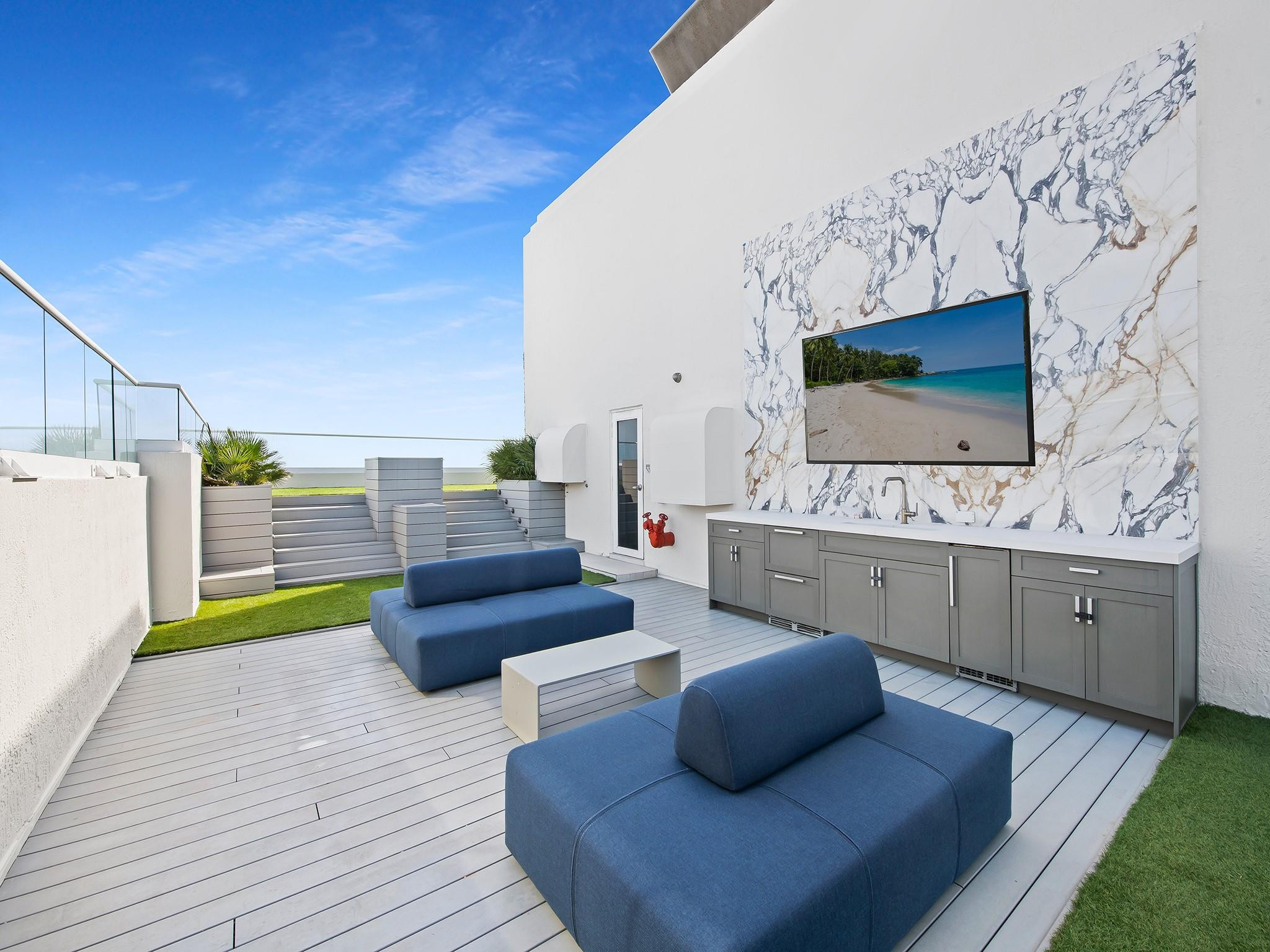 Las Olas Beach Club Condo - Residential