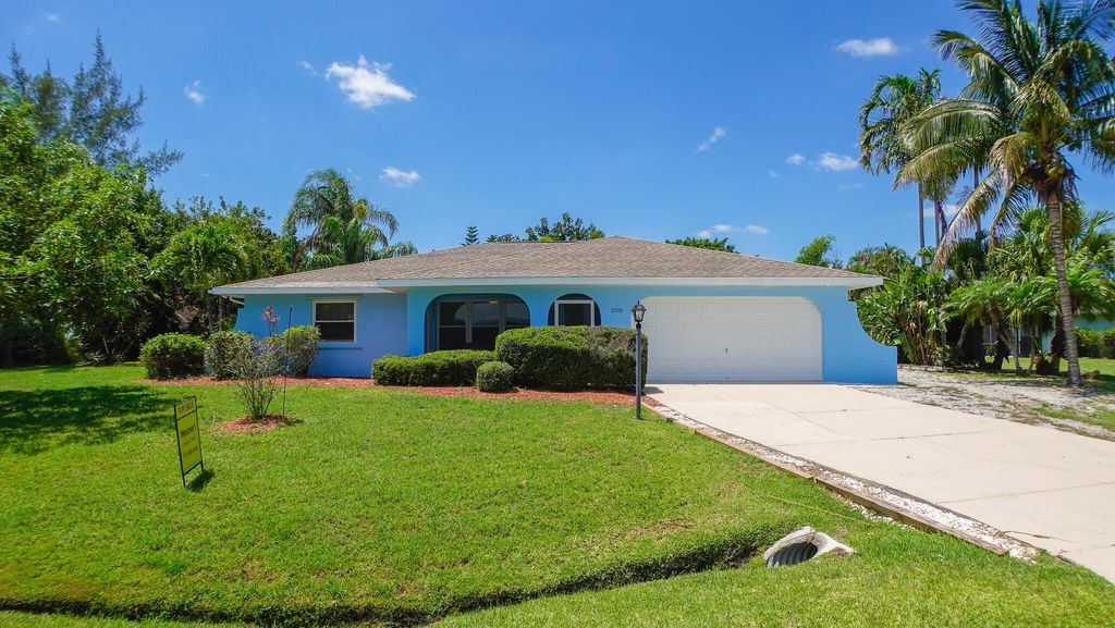 Photo of 2931 SE Dalhart Road, Port St Lucie, FL 34952 (MLS # R10902687)