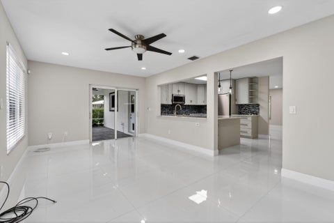 Tiny photo for 10339 Daphne Avenue, Palm Beach Gardens, FL 33410 (MLS # B26037355)